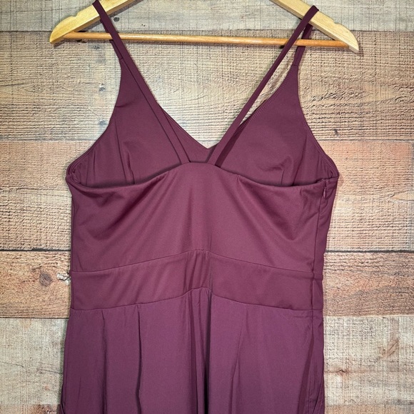 Halara Breezeful Backless Wide Leg Jumpsuit Amaranth Burgundy size Large - Picture 8 of 11